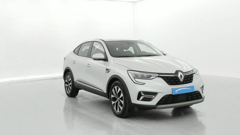 Vente en ligne Renault Arkana  E-Tech 145 au prix de 26 490 €