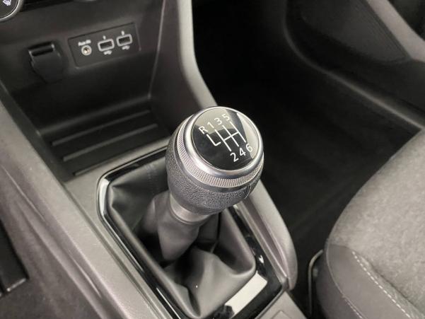 Vente en ligne Renault Clio 5 Clio TCe 90 - 21N au prix de 14 990 €
