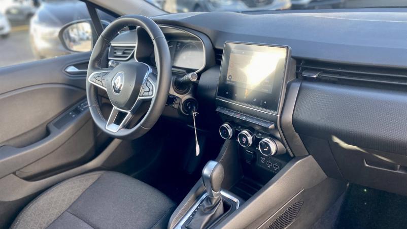 Vente en ligne Renault Clio 5 Clio E-Tech 140 au prix de 19 990 €