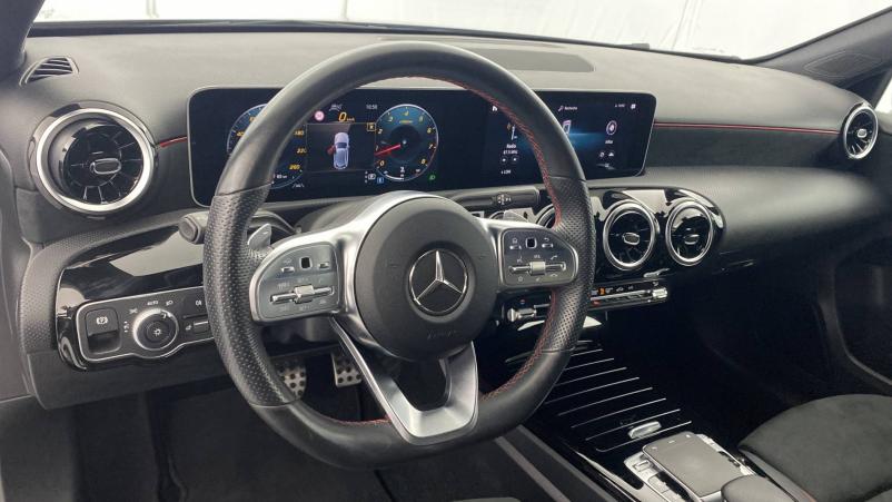 Vente en ligne Mercedes Classe A  220 7G-DCT au prix de 33 990 €
