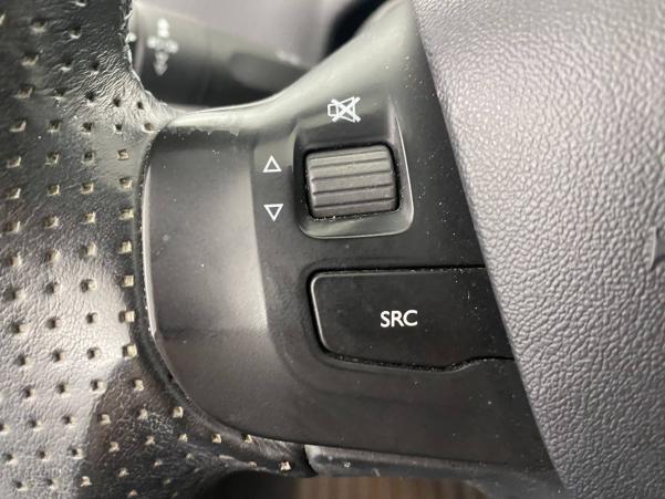 Vente en ligne Peugeot 2008  1.6 BlueHDi 100ch BVM5 au prix de 12 990 €