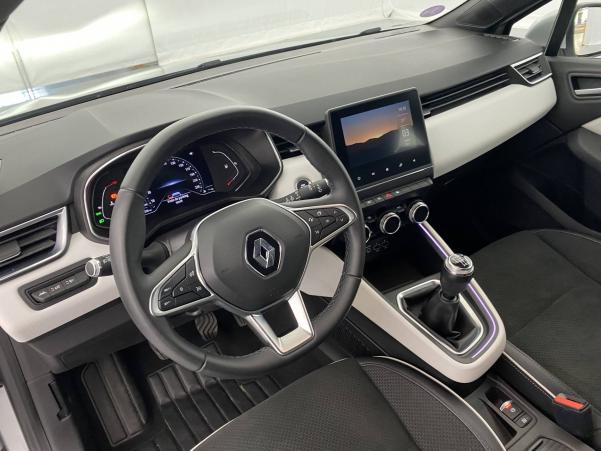 Vente en ligne Renault Clio 5 Clio TCe 90 - 21 au prix de 16 790 €