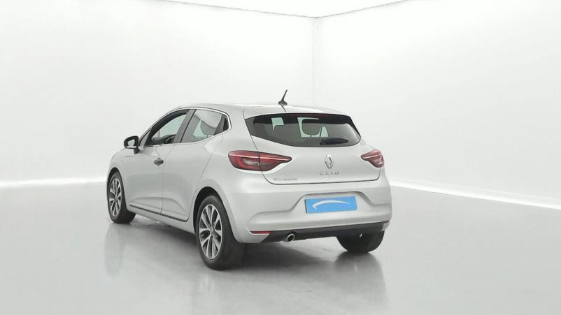Vente en ligne Renault Clio 5 Clio TCe 90 - 21 au prix de 16 790 €