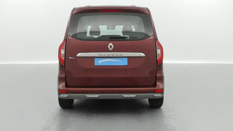 Vente en ligne Renault Kangoo  Blue dCi 95 au prix de 21 990 €