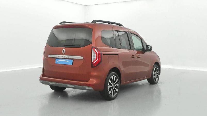 Vente en ligne Renault Kangoo  Blue dCi 95 au prix de 21 900 €