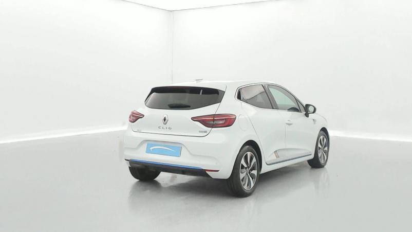 Vente en ligne Renault Clio 5 Clio E-Tech 140 au prix de 20 490 €