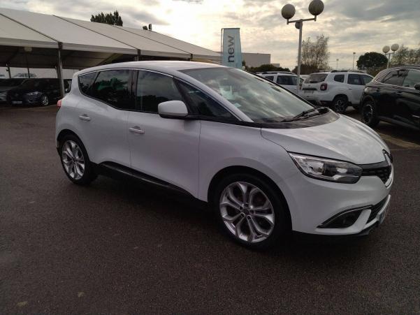 Vente en ligne Renault Scenic 4 Scenic Blue dCi 120 au prix de 16 490 €