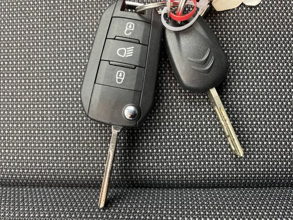 Vente en ligne Citroën C3  BlueHDi 100 S&S BVM5 au prix de 15 590 €