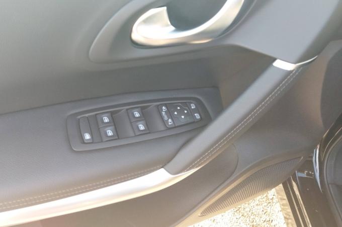 Vente en ligne Renault Kadjar  TCe 140 EDC au prix de 28 990 €