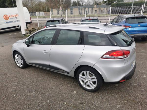 Vente en ligne Renault Clio 4 Estate Clio Estate TCe 90 Energy au prix de 11 990 €
