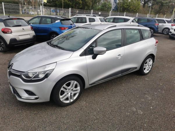 Vente en ligne Renault Clio 4 Estate Clio Estate TCe 90 Energy au prix de 11 990 €