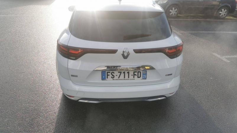 Vente en ligne Renault Megane 4 Estate Mégane IV Estate E-TECH Plug-In Hybride 160 au prix de 29 990 €