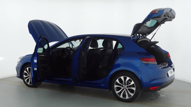 Vente en ligne Renault Megane 4  Blue dCi 115 EDC au prix de 25 490 €
