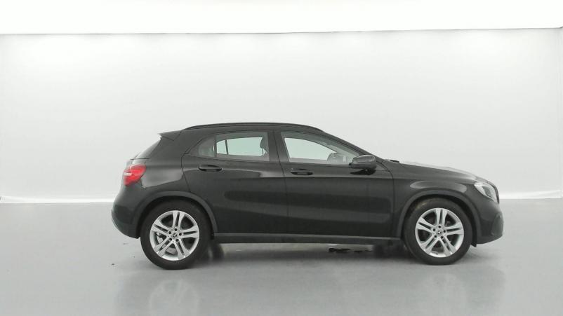 Vente en ligne Mercedes GLA  200 d 7-G DCT au prix de 25 900 €