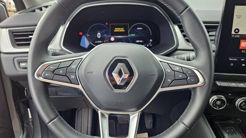 Vente en ligne Renault Captur  E-Tech Plug-in 160 au prix de 21 990 €