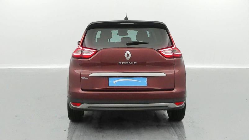 Vente en ligne Renault Grand Scenic 4 Grand Scenic Blue dCi 150 EDC au prix de 27 890 €