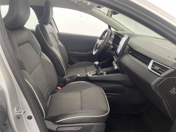 Vente en ligne Renault Clio 5 Clio TCe 90 au prix de 17 980 €