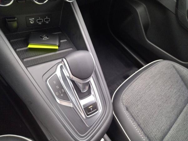 Vente en ligne Renault Captur  E-Tech Plug-in 160 au prix de 26 990 €