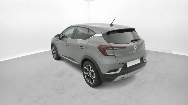 Vente en ligne Renault Captur  TCe 140 - 21 au prix de 22 990 €