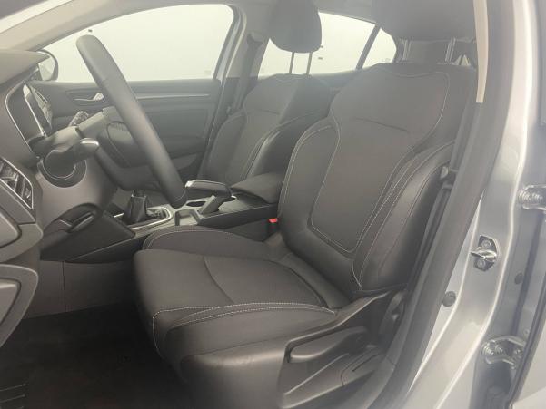Vente en ligne Renault Megane 4 Mégane IV Berline Blue dCi 115 - 21B au prix de 18 990 €