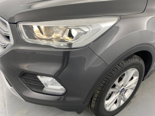 Vente en ligne Ford Kuga  1.5 TDCi 120 S&S 4x2 Powershift au prix de 17 990 €
