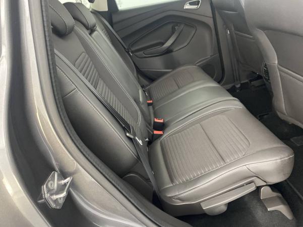 Vente en ligne Ford Kuga  1.5 TDCi 120 S&S 4x2 Powershift au prix de 17 990 €