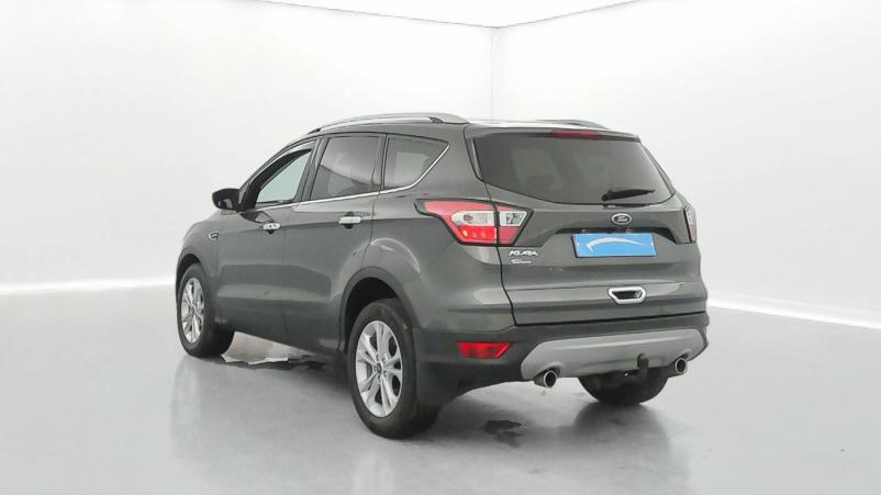 Vente en ligne Ford Kuga  1.5 TDCi 120 S&S 4x2 Powershift au prix de 17 990 €