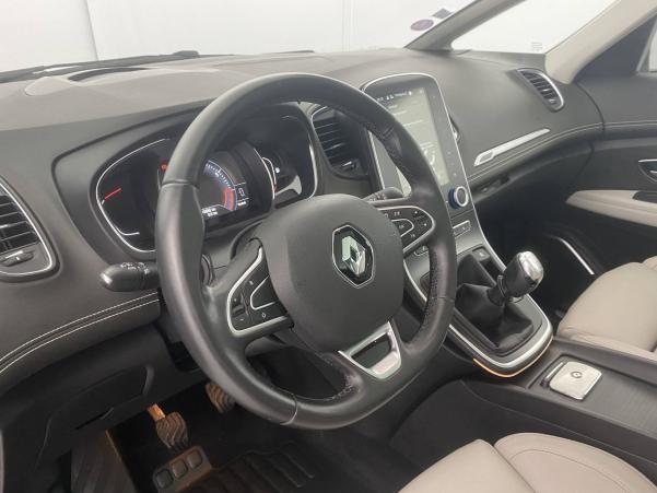 Vente en ligne Renault Scenic 4 Scenic TCe 130 Energy au prix de 19 990 €