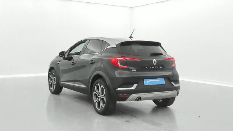 Vente en ligne Renault Captur  Blue dCi 115 EDC au prix de 21 990 €