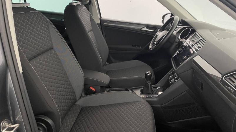 Vente en ligne Volkswagen Tiguan  1.5 TSI EVO 150 au prix de 21 990 €