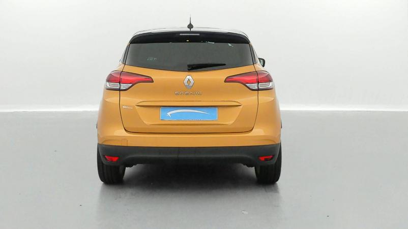 Vente en ligne Renault Scenic 4 Scenic Blue dCi 120 EDC au prix de 19 990 €
