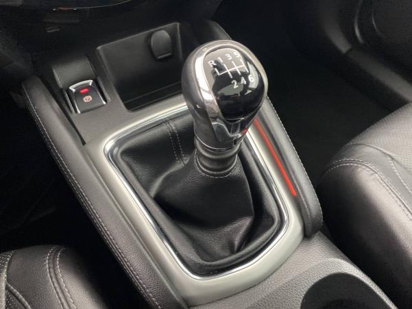 Vente en ligne Nissan Qashqai 2  1.2 DIG-T 115 Stop/Start au prix de 16 490 €