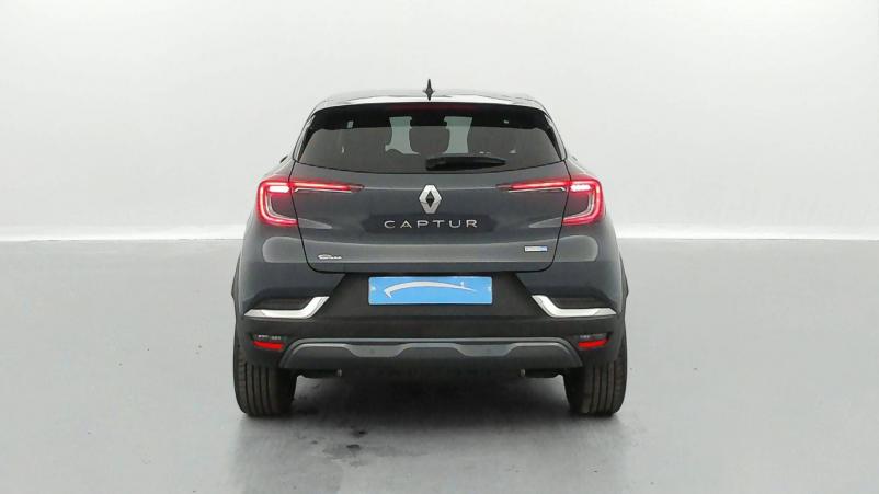 Vente en ligne Renault Captur  E-Tech Plug-in 160 - 21 au prix de 30 490 €