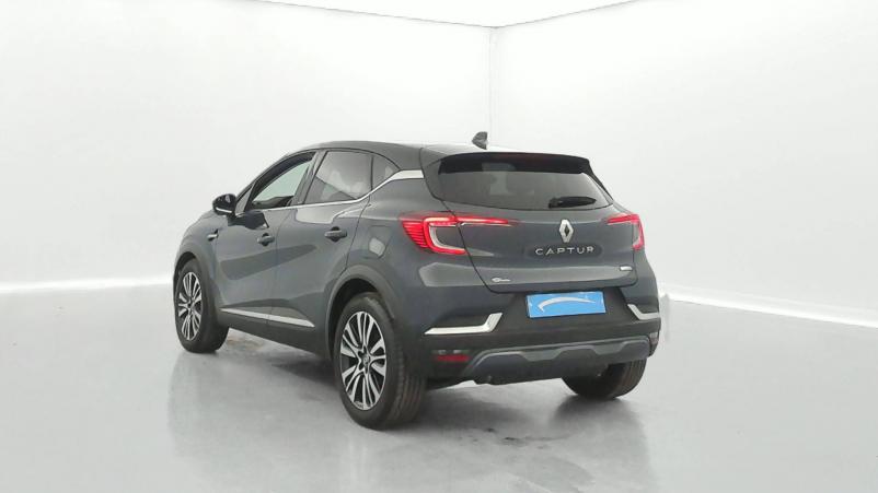 Vente en ligne Renault Captur  E-Tech Plug-in 160 - 21 au prix de 30 490 €