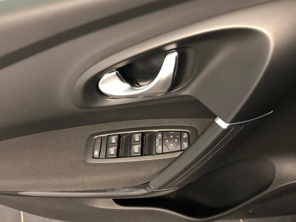 Vente en ligne Renault Kadjar  Blue dCi 115 EDC au prix de 28 490 €