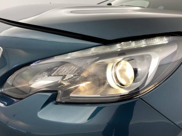Vente en ligne Peugeot 2008  1.6 BlueHDi 75ch BVM5 au prix de 10 930 €