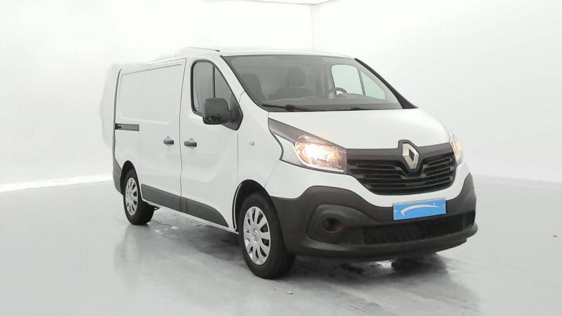 Vente en ligne Renault Trafic 3 Fourgon TRAFIC FGN L1H1 1000 KG DCI 95 E6 STOP&START au prix de 20 490 €
