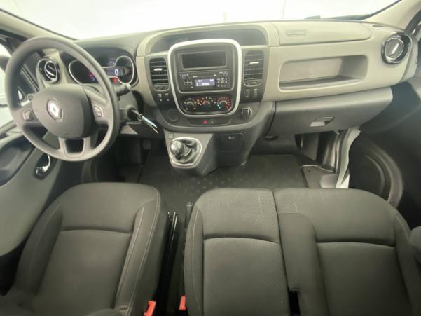 Vente en ligne Renault Trafic 3 Fourgon TRAFIC FGN L1H1 1000 KG DCI 95 E6 STOP&START au prix de 20 490 €