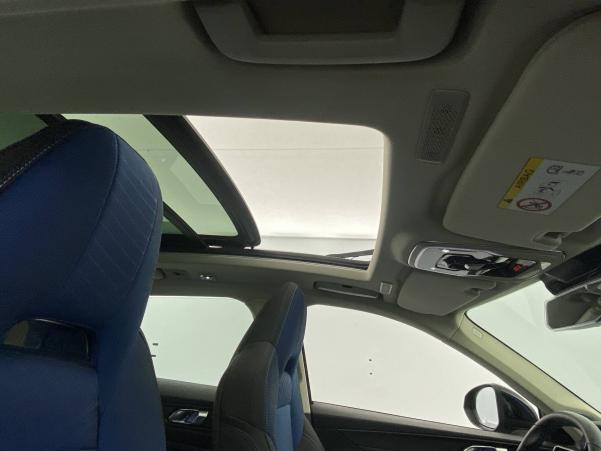 Vente en ligne Lynk&Co 01 01 au prix de 31 900 €