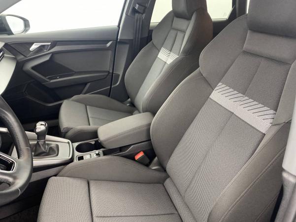 Vente en ligne Audi A3  35 TFSI 150 au prix de 30 990 €