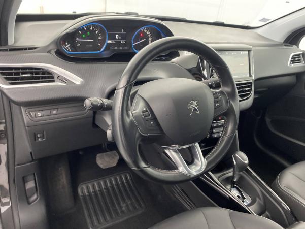 Vente en ligne Peugeot 2008  1.2 PureTech 110ch S&S EAT6 au prix de 15 990 €