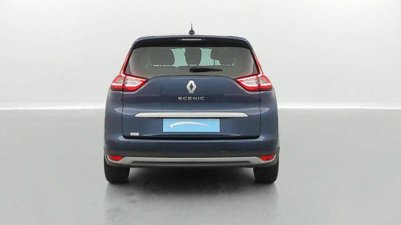 Vente en ligne Renault Grand Scenic 4 Grand Scenic Blue dCi 150 au prix de 19 290 €
