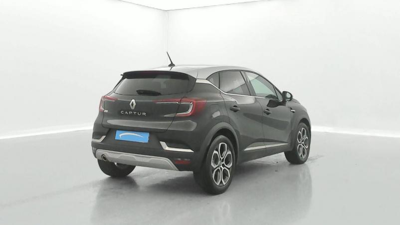Vente en ligne Renault Captur  Blue dCi 115 EDC au prix de 21 490 €