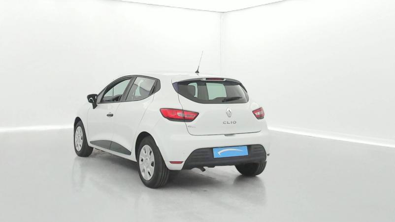 Vente en ligne Renault Clio 4 CLIO SOCIETE DCI 75 ENERGY au prix de 8 388 €