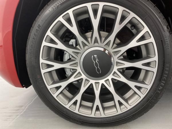 Vente en ligne Fiat 500 500 1.0 70 ch Hybride BSG S/S au prix de 17 340 €
