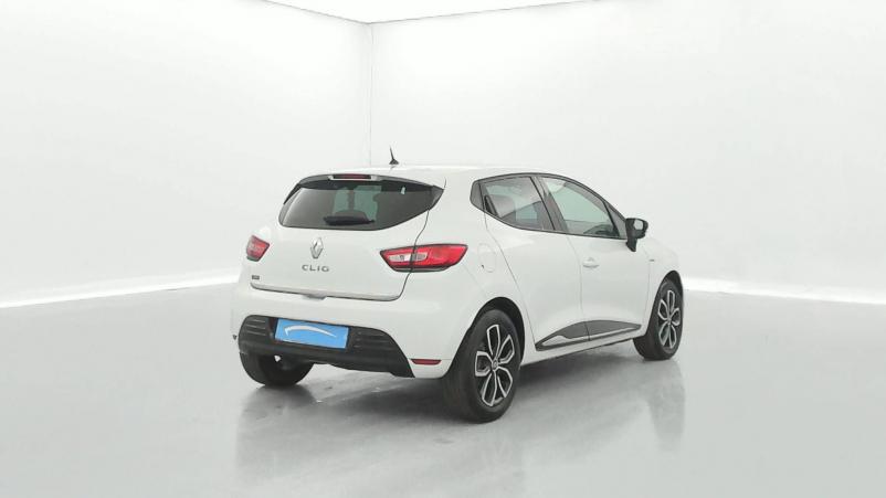 Vente en ligne Renault Clio 4 Clio TCe 75 E6C au prix de 12 990 €