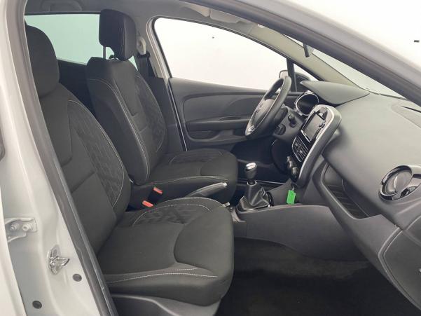 Vente en ligne Renault Clio 4 Clio TCe 75 E6C au prix de 12 990 €