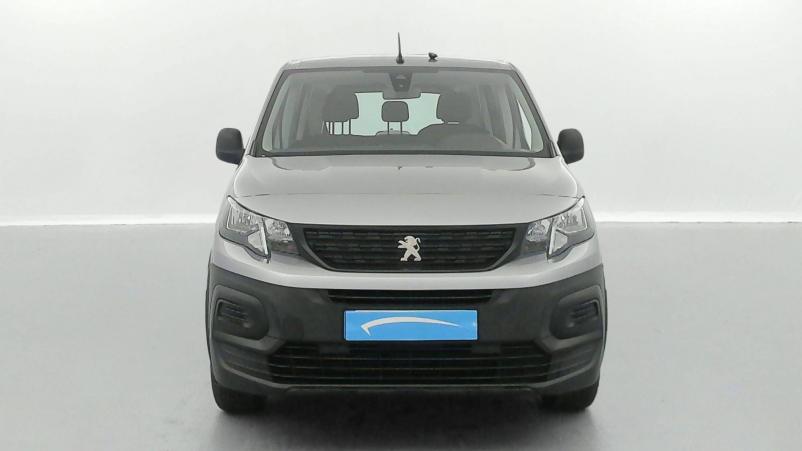 Vente en ligne Peugeot Rifter  Standard PureTech 110 S&S BVM6 au prix de 21 890 €