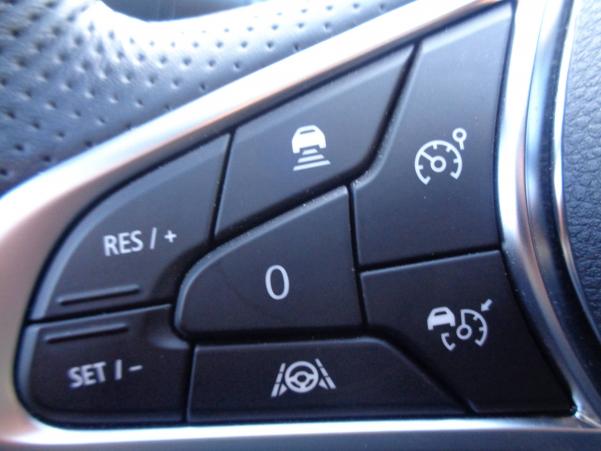 Vente en ligne Renault Arkana  E-Tech 145 au prix de 32 830 €