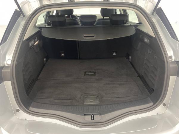 Vente en ligne Renault Megane 4 Estate Mégane IV Estate Blue dCi 115 - 20 au prix de 19 910 €
